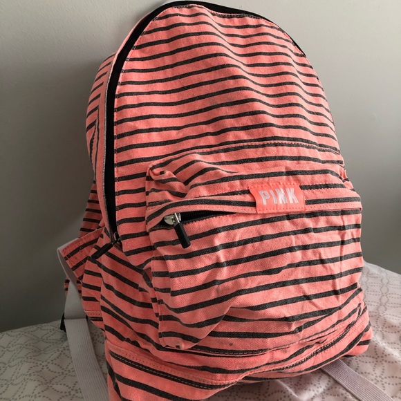 VS PINK backpack! - Picture 2 of 2